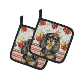 Black and Tan English Toy Spaniel Vegetables Pair of Pot Holders Pair 7.5x7.5 Quilted Insulated Hot Pads Decorative Kitchen Gift Made in USA